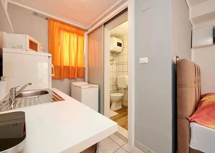 莱亚公寓 特罗吉尔